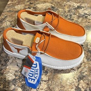 Texas Longhorns Hey Dude NEW